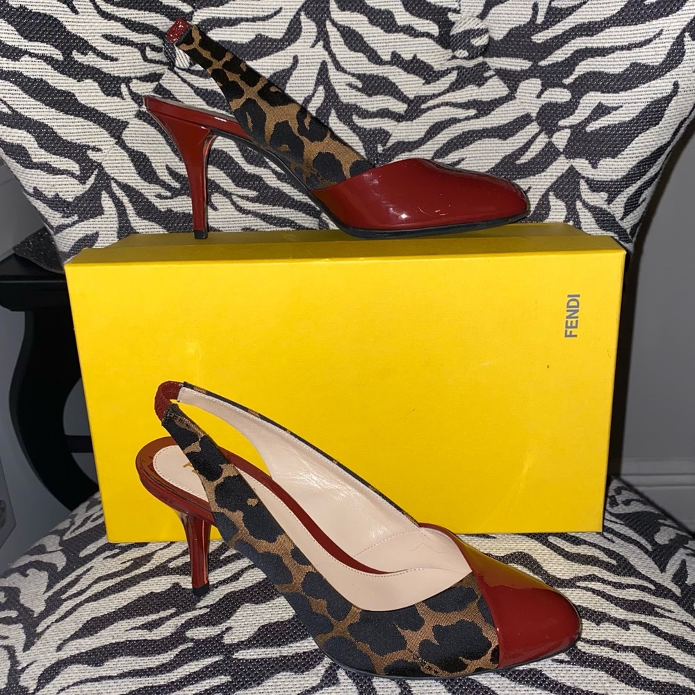 NWT FENDI Sling Back Pumps AUTHENTIC